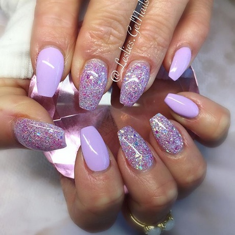 sparkly-purple-nails-74_15 Unghii sclipitoare violet