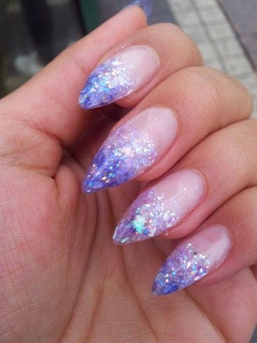 sparkly-purple-nails-74_17 Unghii sclipitoare violet