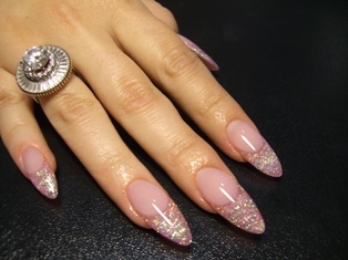 stiletto-french-nail-designs-71_3 Stiletto modele de unghii franceze