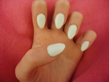 white-acrylic-stiletto-nails-99_4 Unghii stiletto acrilice albe