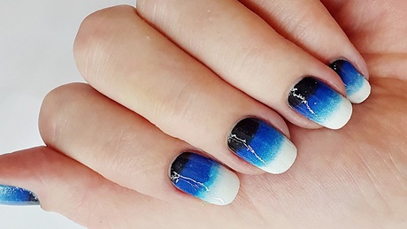 white-and-blue-nail-art-13_15 Alb și albastru nail art