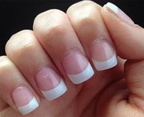 white-manicure-nails-06_17 Unghii de manichiură albă