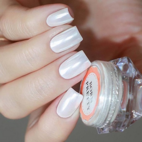 white-nail-polish-manicure-80_11 Alb lac de unghii manichiura