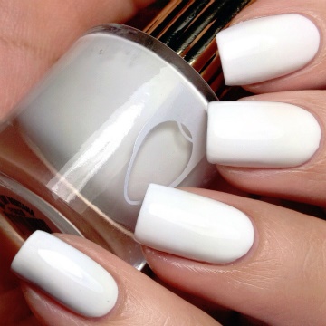 white-nail-polish-manicure-80_6 Alb lac de unghii manichiura