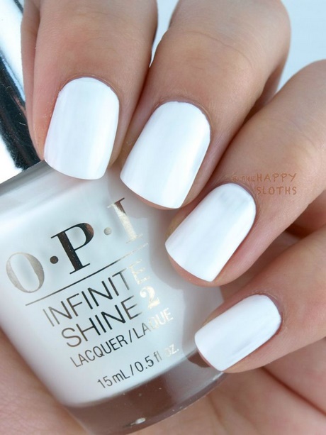 white-polish-nails-34_13 Unghii albe poloneze