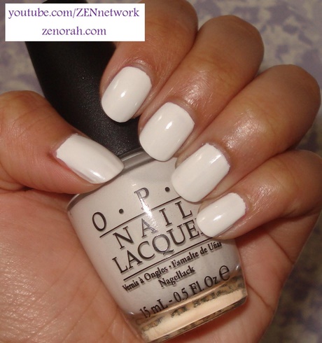 white-polish-nails-34_16 Unghii albe poloneze