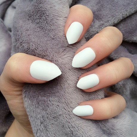 white-short-stiletto-nails-89_7 Alb scurt stiletto Cuie