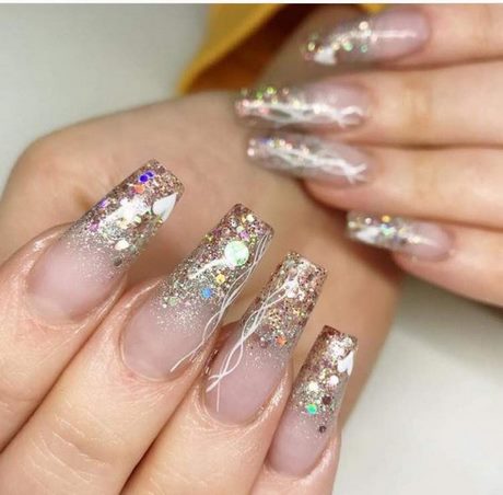 beautiful-glitter-nails-78_17 Unghii frumoase cu sclipici