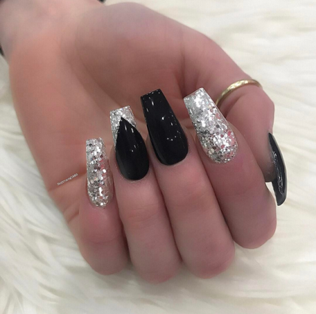 black-silver-glitter-nails-51 Negru Argint unghii sclipici