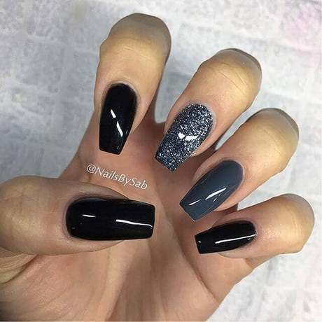 black-sparkly-nails-04_10 Unghii negre sclipitoare