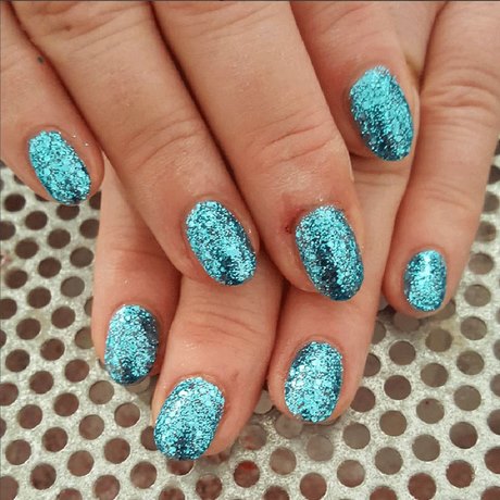 blue-and-glitter-nails-43_13 Unghii albastre și sclipici
