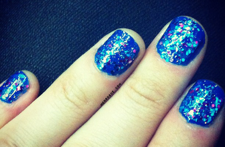 blue-sparkle-nail-design-46 Albastru sparkle unghii de design