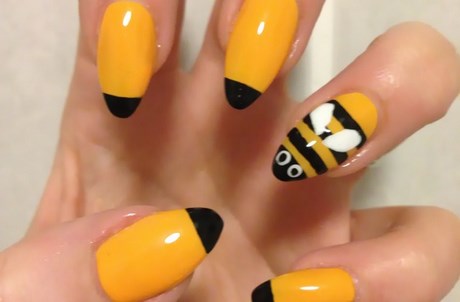 bumble-bee-nails-designs-20_16 Bumble Bee cuie modele