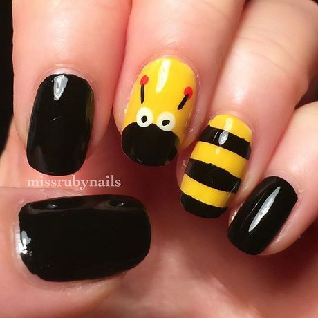 bumble-bee-nails-designs-20_17 Bumble Bee cuie modele