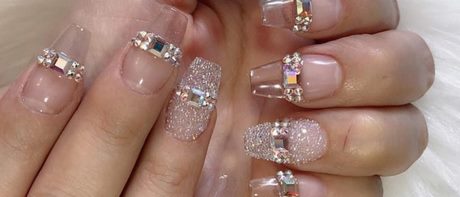 clear-glitter-nail-designs-90_16 Modele clare de unghii cu sclipici