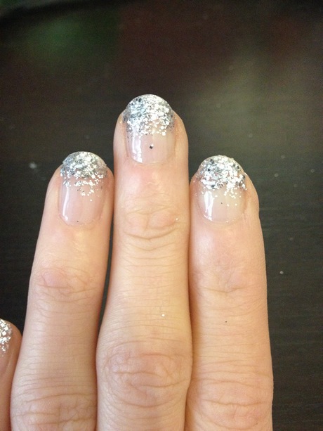 clear-with-glitter-nails-36_14 Clar cu unghii sclipici
