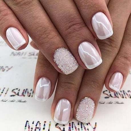 french-manicure-glitter-nails-36_20 Manichiura frantuzeasca cu sclipici