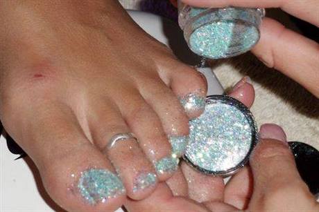 glitter-toe-nails-60_5 Glitter toe cuie