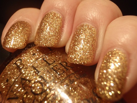 gold-sparkle-nail-polish-07_5 Lac de unghii Gold sparkle