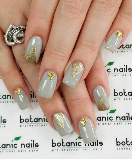 grey-and-gold-nail-designs-64_8 Modele de unghii gri și auriu