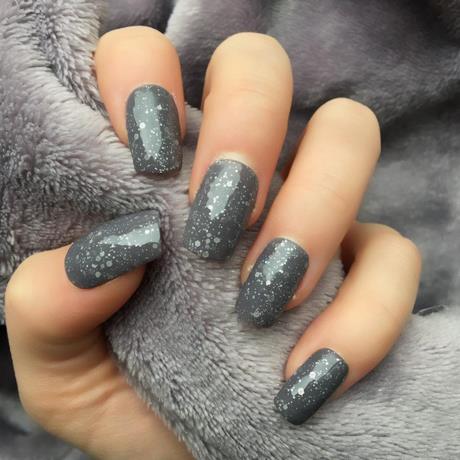 grey-glitter-nails-37_4 Unghii cu sclipici gri
