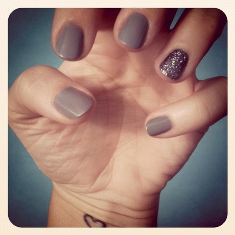 grey-sparkle-nails-26_9 Unghii strălucitoare gri