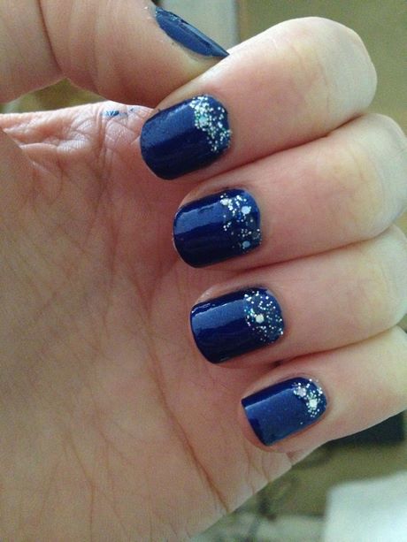 Ianuarie nail art