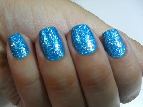 light-blue-glitter-nails-07_14 Unghii cu sclipici albastru deschis