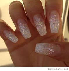 nails-white-glitter-09 Unghii sclipici alb