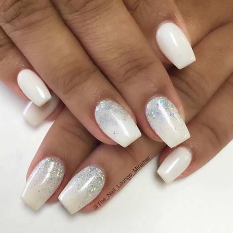 nails-white-glitter-09_12 Unghii sclipici alb