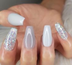 nails-white-glitter-09_17 Unghii sclipici alb