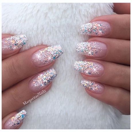 Ombre sparkle nails