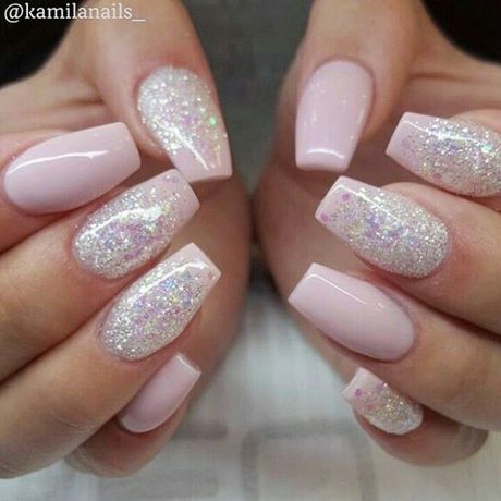 pink-and-glitter-nail-designs-41 Modele de unghii roz și sclipici