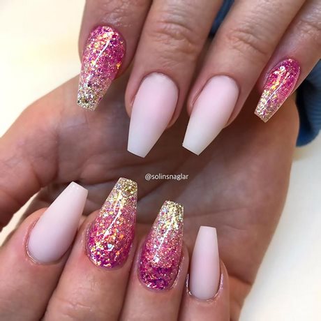 pink-and-glitter-nails-64_13 Unghii roz și sclipici