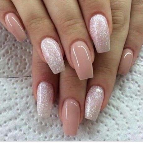 pink-and-glitter-nails-64_18 Unghii roz și sclipici
