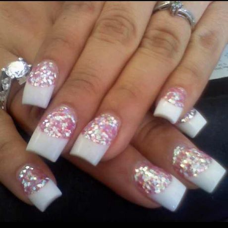 pink-and-white-glitter-nails-72_8 Roz și alb sclipici Unghii