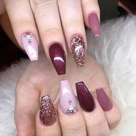 pink-glitter-nail-ideas-24_11 Idei de unghii cu sclipici roz