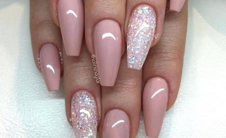 pink-glitter-nail-ideas-24_8 Idei de unghii cu sclipici roz