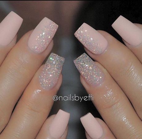 pink-nails-glitter-70_17 Unghii roz sclipici