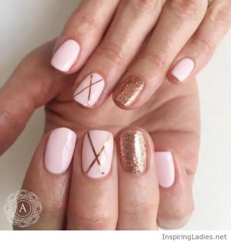 pink-nails-with-gold-glitter-83_12 Unghii roz cu sclipici de aur