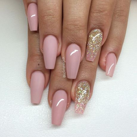 pink-nails-with-gold-glitter-83_17 Unghii roz cu sclipici de aur