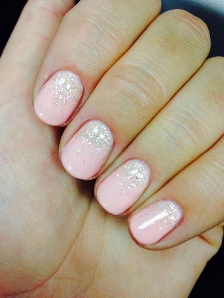 pink-nails-with-gold-glitter-83_19 Unghii roz cu sclipici de aur