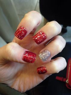 red-and-silver-glitter-nails-27_7 Unghii cu sclipici roșii și argintii