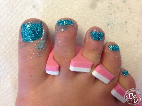 sparkle-toe-nails-77_18 Sparkle unghiile de la picioare