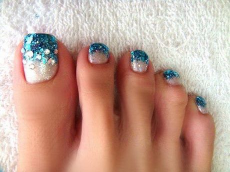 sparkly-toe-nail-designs-40_16 Modele de unghii sclipitoare