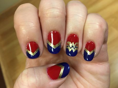 superhero-nail-designs-08_15 Modele de unghii super-erou