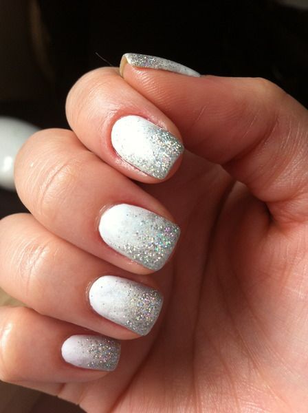 white-and-silver-glitter-nails-78_3 Unghii cu sclipici albe și argintii