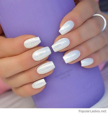 white-glitter-gel-nails-01_3 Unghii cu gel alb sclipici