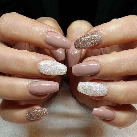 white-glitter-gel-nails-01_8 Unghii cu gel alb sclipici