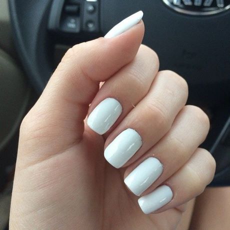 white-nails-trend-24_16 Unghii albe tendință